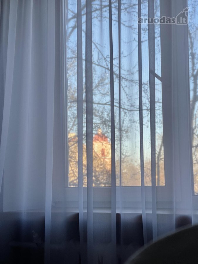 Parduodamas dviejų kambarių butas renovuotame - nuotraukos Nr. 24