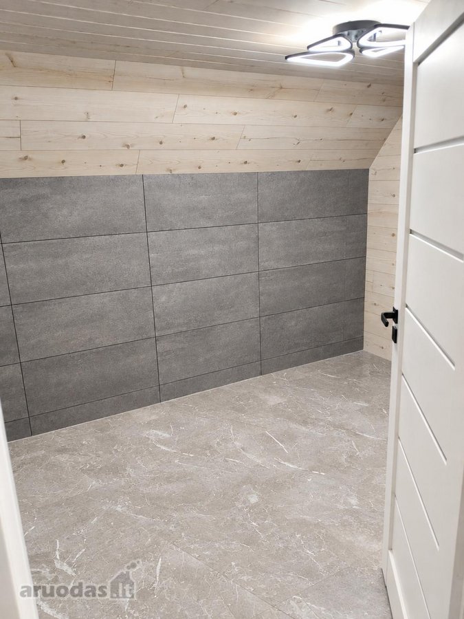 Parduodamas 2 aukštų renovuotas namas Šilainiuose. - nuotraukos Nr. 7