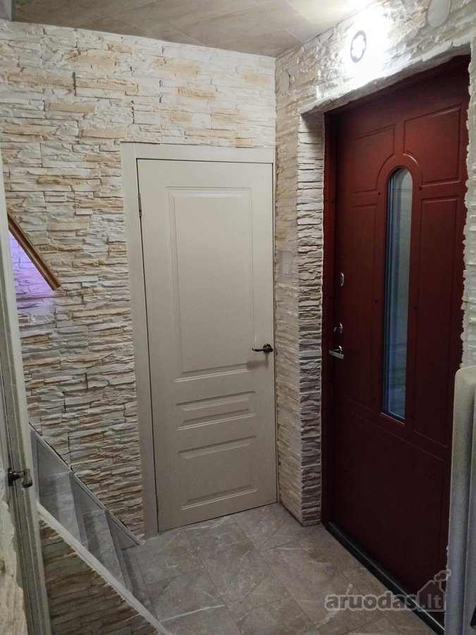 Parduodamas 2 aukštų renovuotas namas Šilainiuose. - nuotraukos Nr. 10
