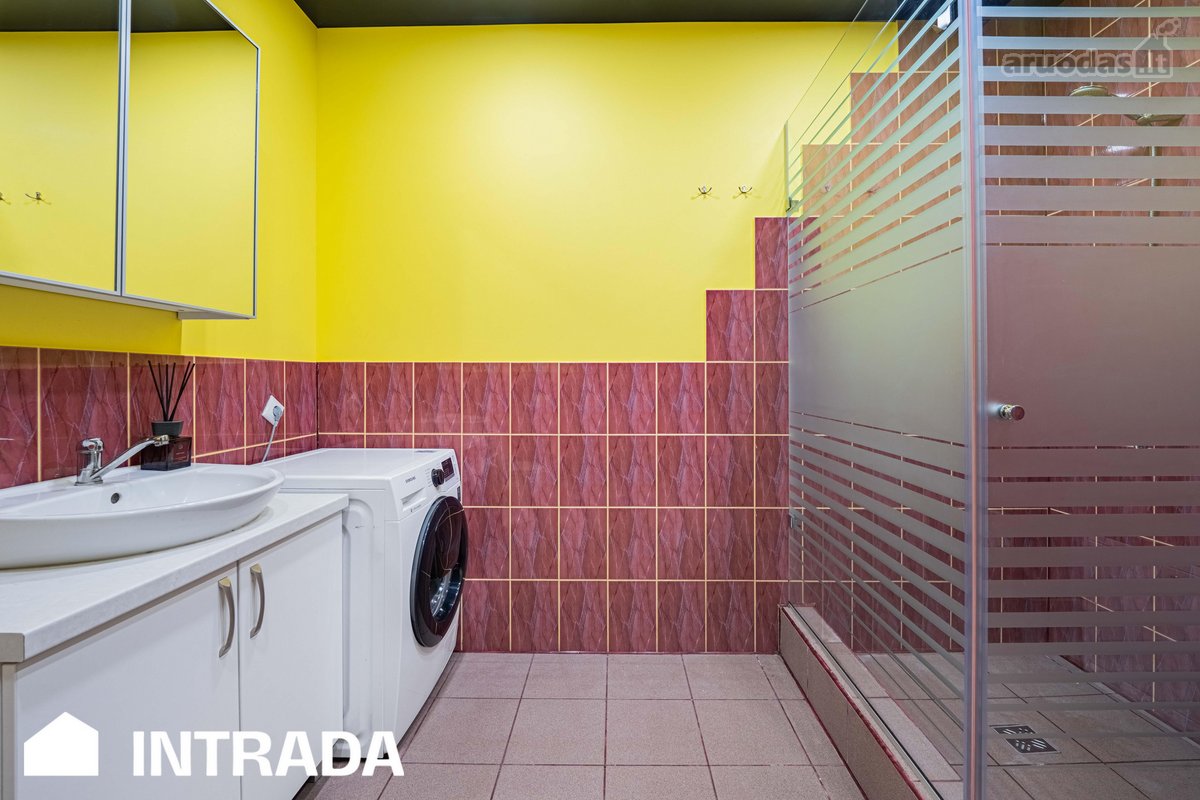 225 M² Gyvenamasis Namas Su Pirtimi, Garažu - nuotraukos Nr. 41