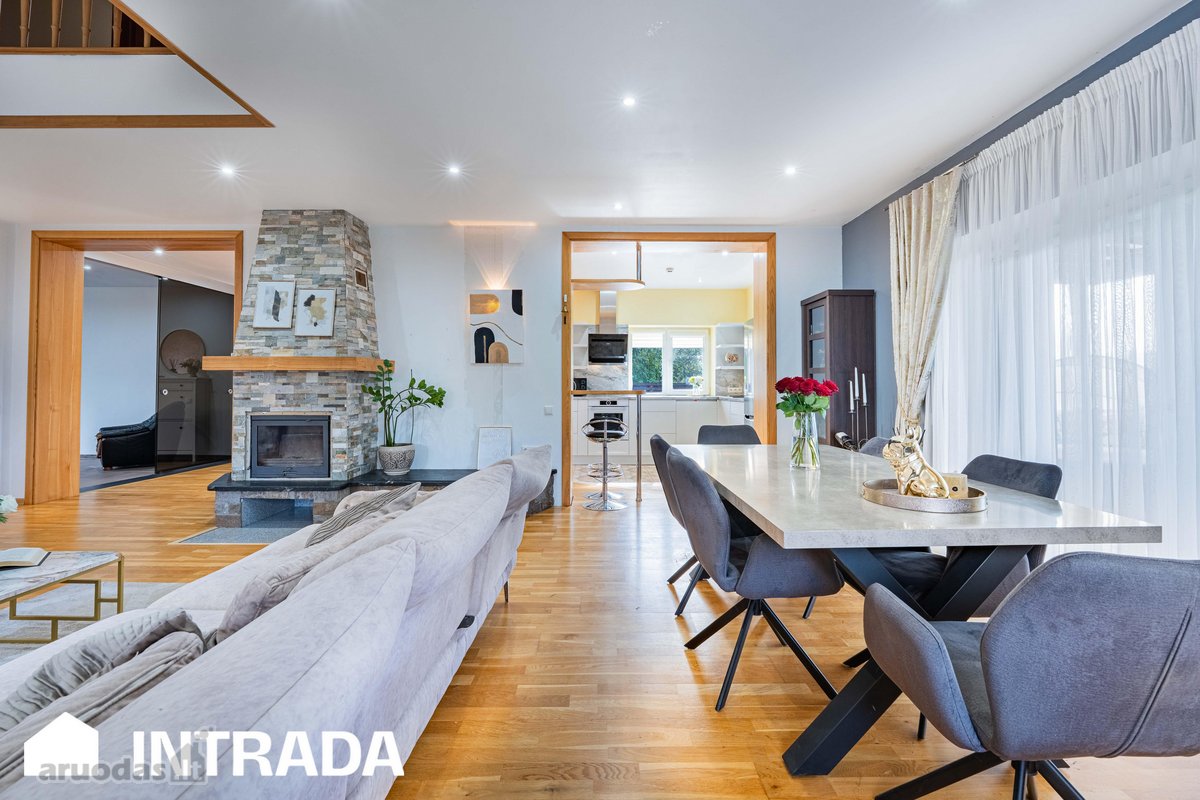 225 M² Gyvenamasis Namas Su Pirtimi, Garažu - nuotraukos Nr. 6