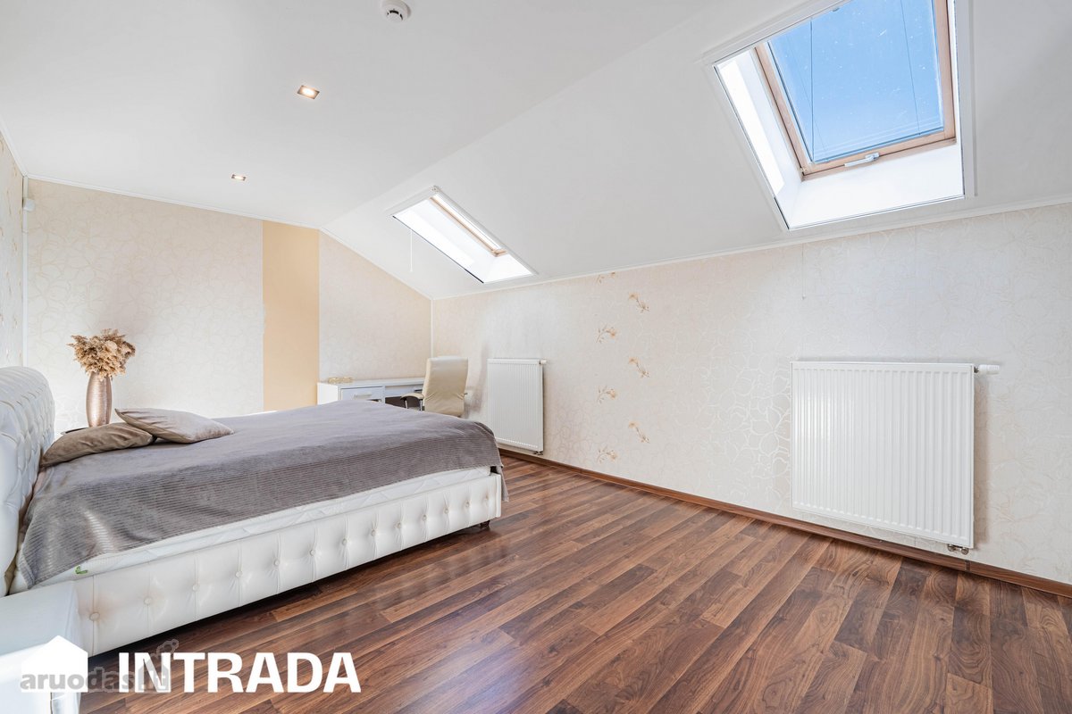 225 M² Gyvenamasis Namas Su Pirtimi, Garažu - nuotraukos Nr. 19