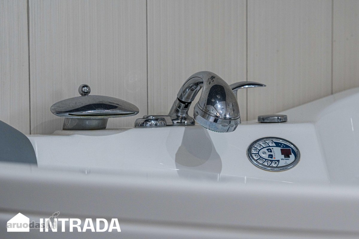 225 M² Gyvenamasis Namas Su Pirtimi, Garažu - nuotraukos Nr. 35