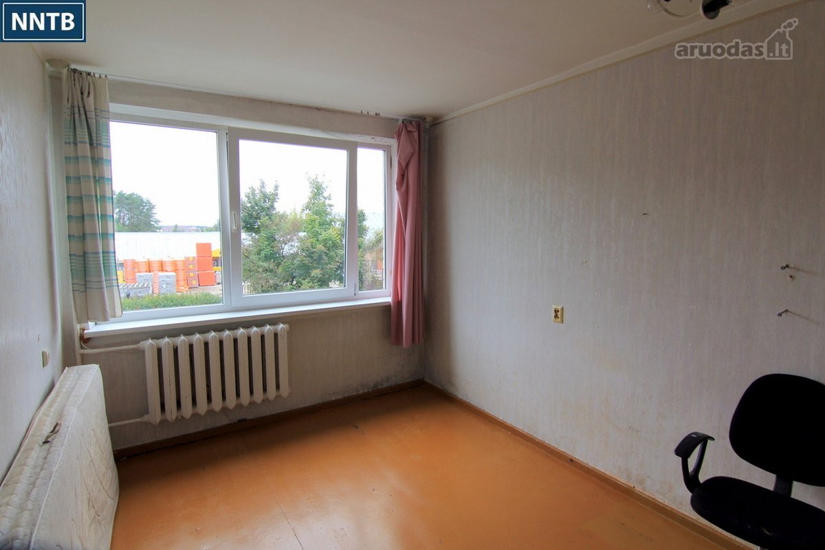 Parduodamas 4 kambarių butas antrame namo - nuotraukos Nr. 13