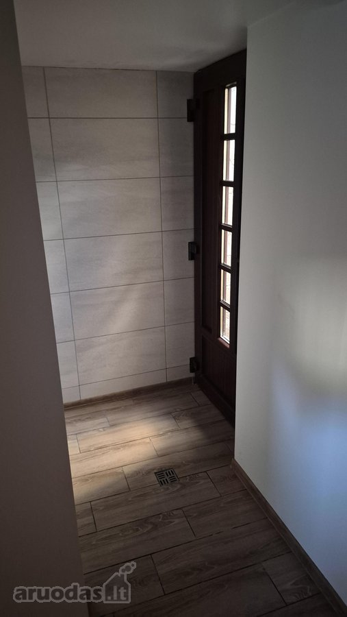 Parduodamas Pilnai Renovuotas Namas Telšiuose - nuotraukos Nr. 26