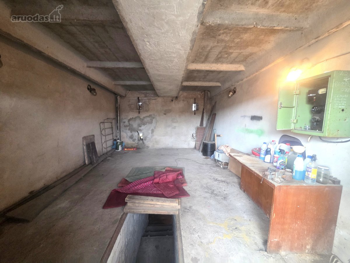 Parduodamas tvarkingas 40,22 m² garažas - nuotraukos Nr. 2