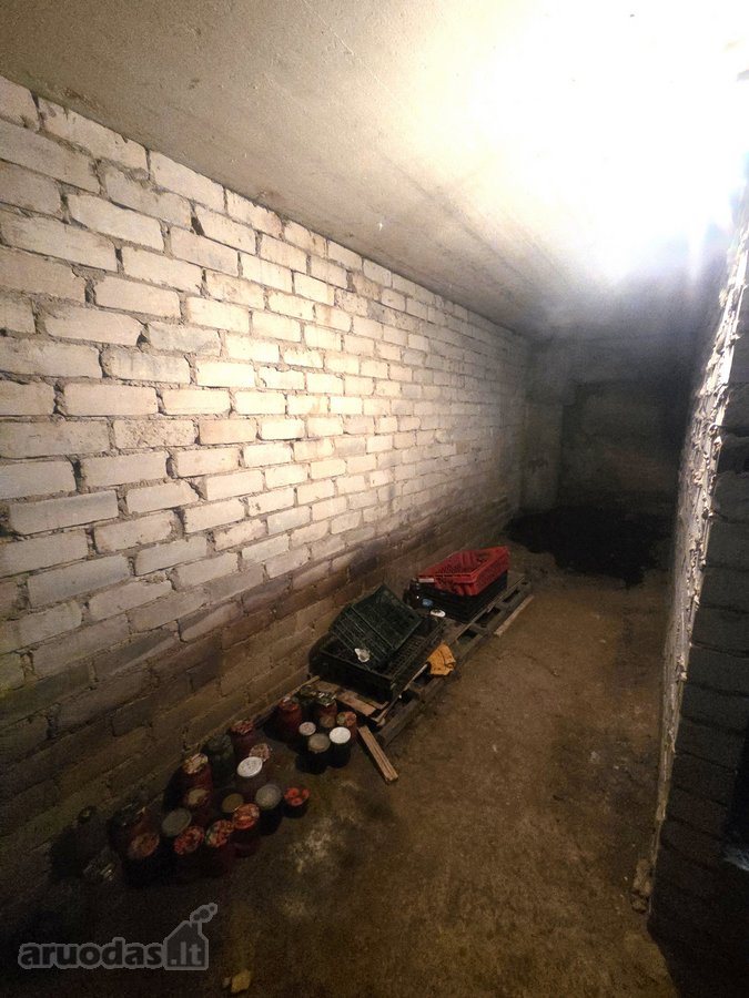 Parduodamas tvarkingas 40,22 m² garažas - nuotraukos Nr. 9