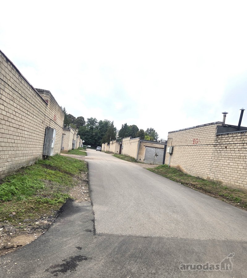 Parduodamas tvarkingas 40,22 m² garažas - nuotraukos Nr. 15