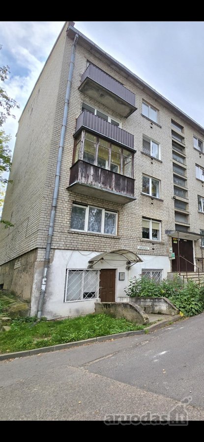 Parduodamas Jaukus Butas su atskiru iėjimu iš - nuotraukos Nr. 2