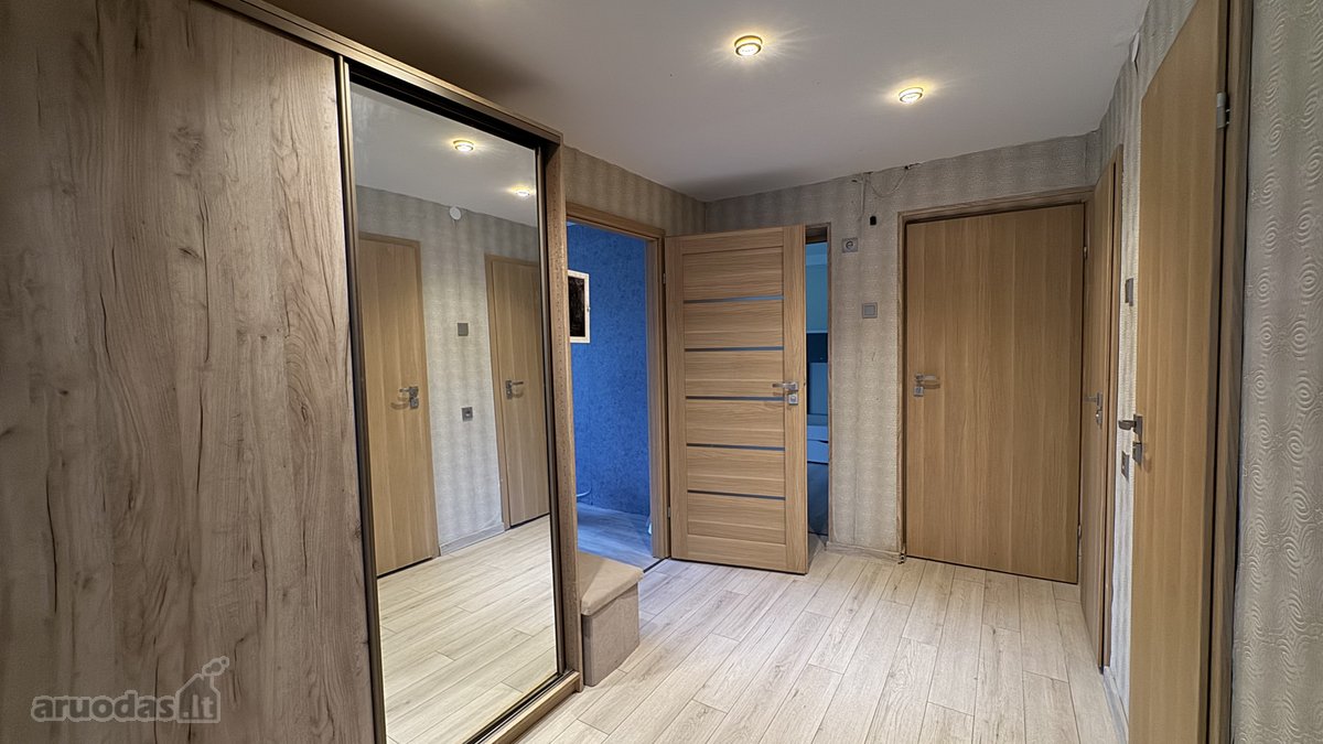 Parduodamas erdvus 3 kambarių butas mūriniame - nuotraukos Nr. 17
