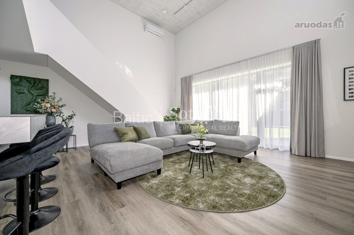 Architektūra, šviesa ir pušų ramybė - nuotraukos Nr. 5