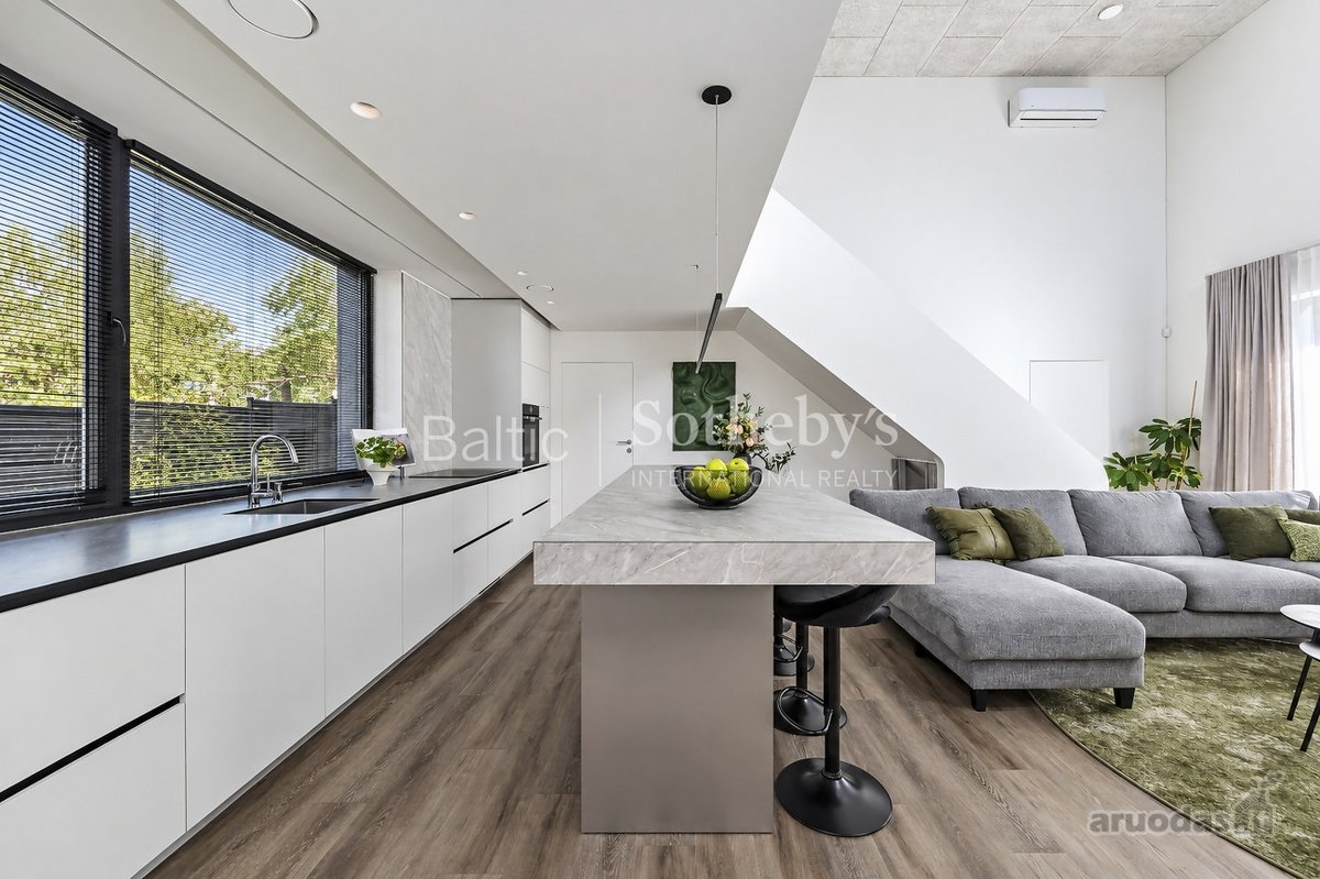 Architektūra, šviesa ir pušų ramybė - nuotraukos Nr. 13