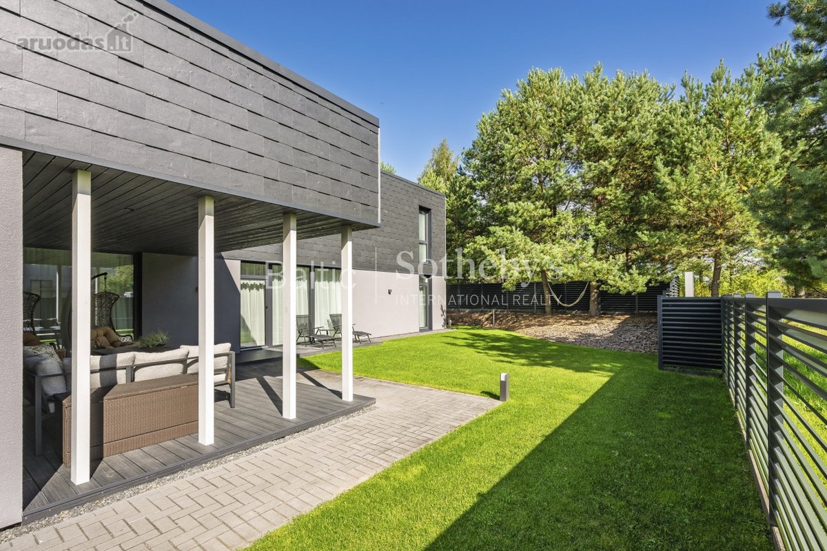 Architektūra, šviesa ir pušų ramybė - nuotraukos Nr. 41