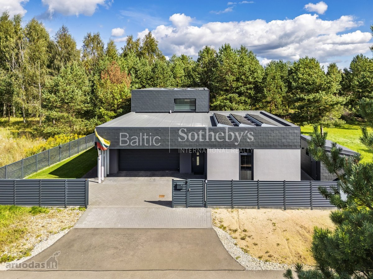 Architektūra, šviesa ir pušų ramybė - nuotraukos Nr. 45