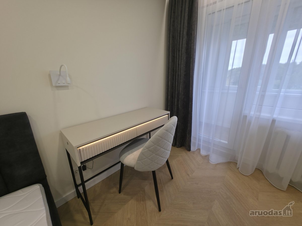 Išnuomojamas naujai įrengtas 3 kambarių butas - nuotraukos Nr. 16