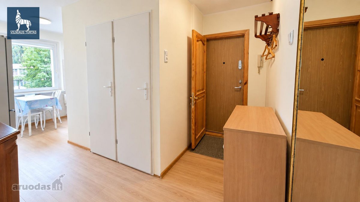Nuomojamas Ką Tik Suremontuotas 4 Kambarių - nuotraukos Nr. 17