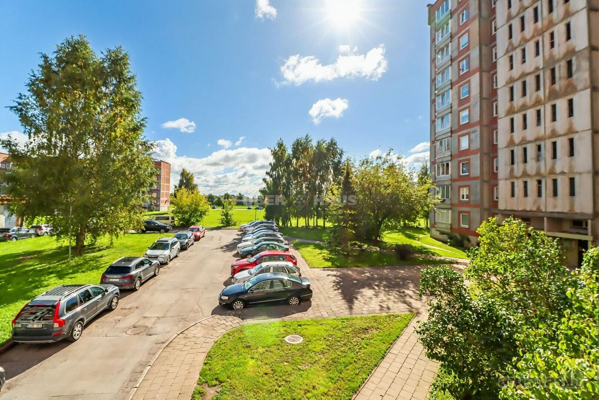 Parduodamas dviejų kambarių butas su baldais - nuotraukos Nr. 14
