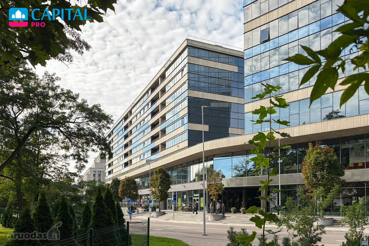 Parduodamas įrengtas erdvus 3 kambarių butas - nuotraukos Nr. 38