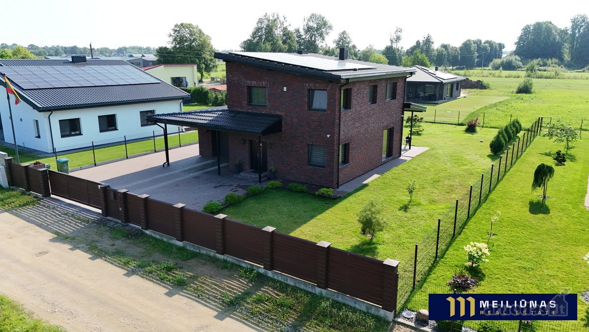 Parduodamas Jaukus Ir Erdvus Namas - nuotraukos Nr. 36