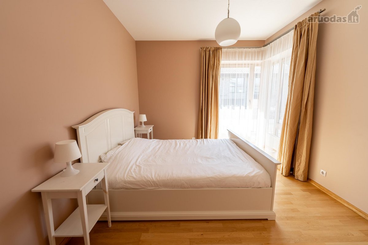 Išnuomojamas erdvus butas nuostabioje vietoje - nuotraukos Nr. 6