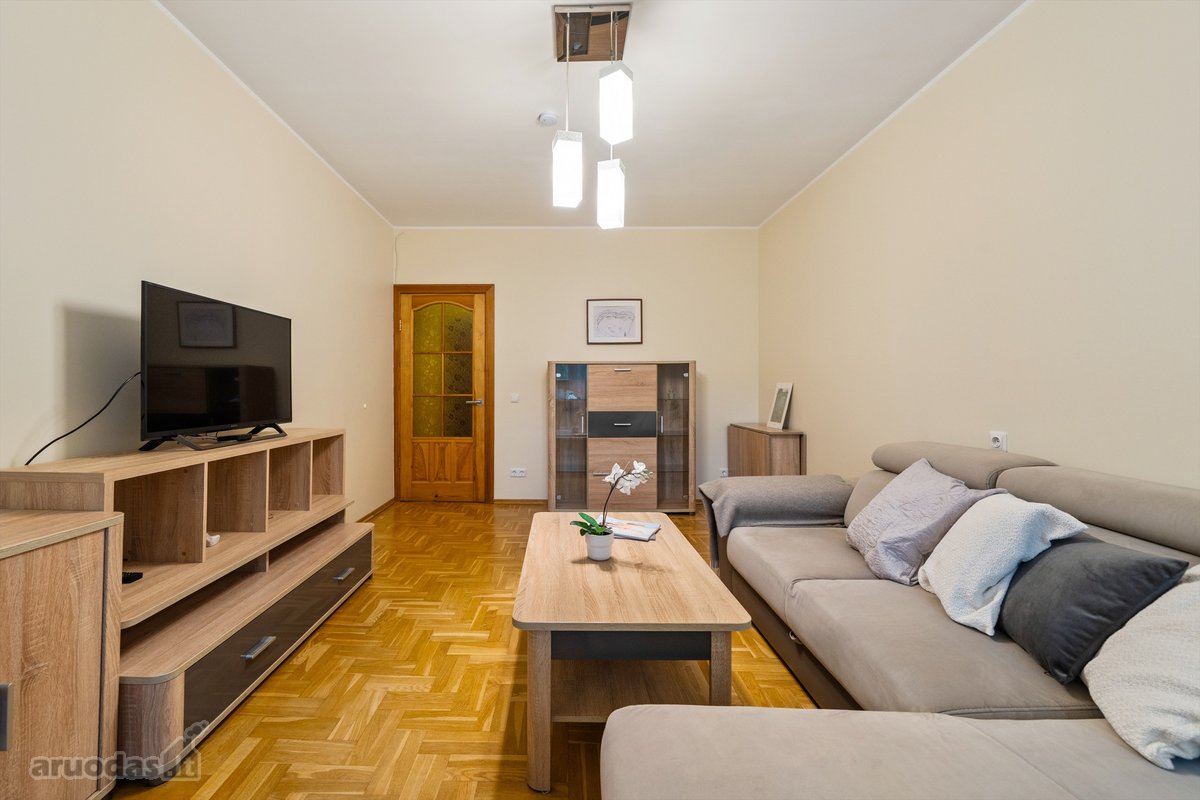 Parduodu labai tvarkingą 3 kambarių (68,29 m² - nuotraukos Nr. 3