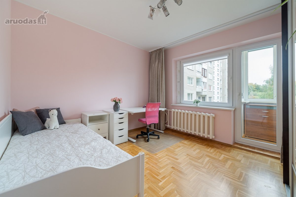 Parduodu labai tvarkingą 3 kambarių (68,29 m² - nuotraukos Nr. 13