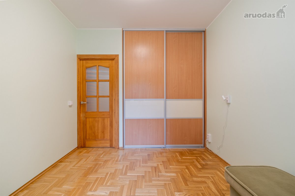 Parduodu labai tvarkingą 3 kambarių (68,29 m² - nuotraukos Nr. 21