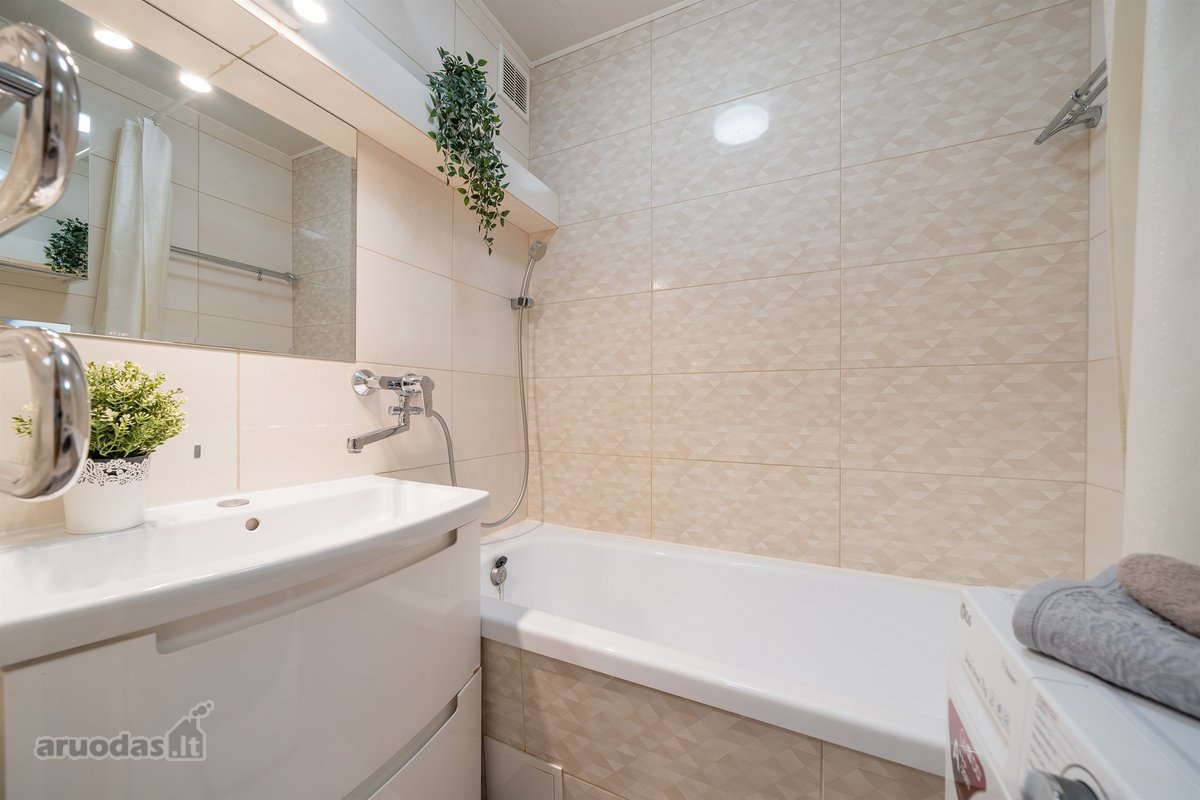 Parduodu labai tvarkingą 3 kambarių (68,29 m² - nuotraukos Nr. 23