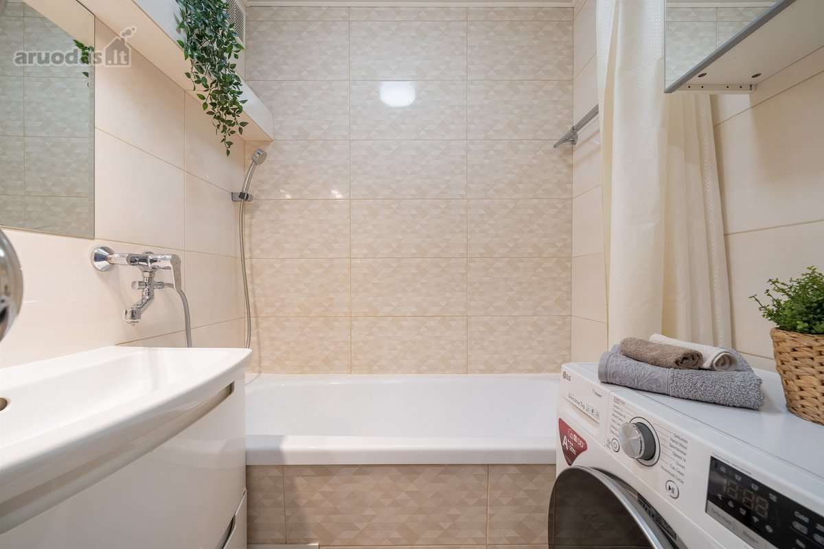 Parduodu labai tvarkingą 3 kambarių (68,29 m² - nuotraukos Nr. 24