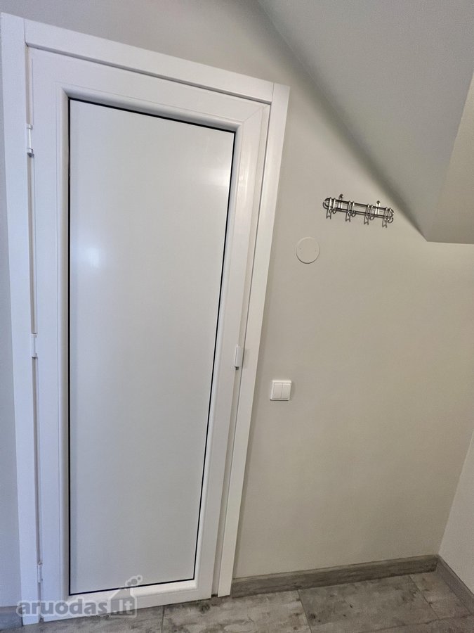 Katik suremontuotos, apšiltintos mansardos - nuotraukos Nr. 18