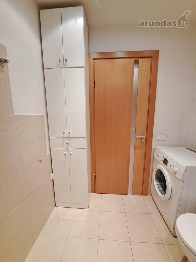 Parduodamas įrengtas, labai erdvus 2 kambarių - nuotraukos Nr. 13