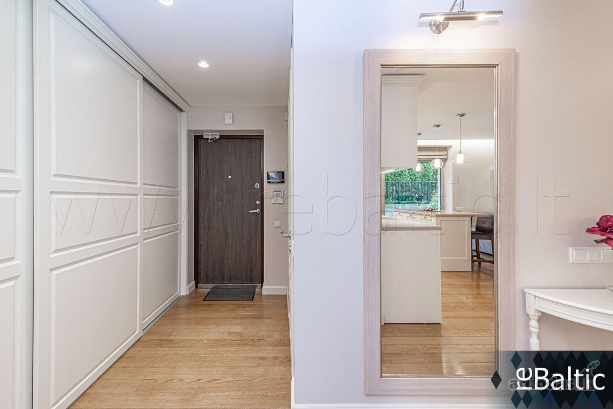 Stilingi trijų kambarių apartamentai su - nuotraukos Nr. 26