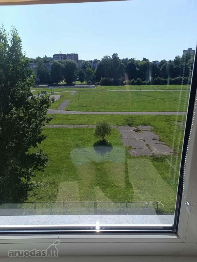 Parduodamas tvarkingas ir šviesus 2 kambarių - nuotraukos Nr. 13