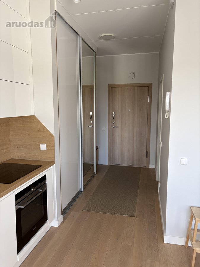Išnuomojamas šviesus, jaukus ir pilnai - nuotraukos Nr. 14