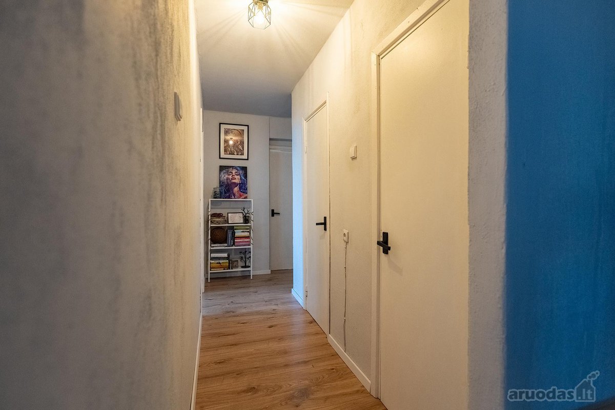 Parduodamas jaukus 3 kambarių butas šalia - nuotraukos Nr. 11