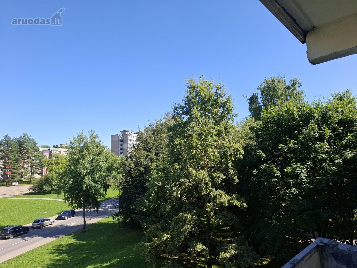 Parduodamas erdvus ir stilingas 4 kambarių - nuotraukos Nr. 20