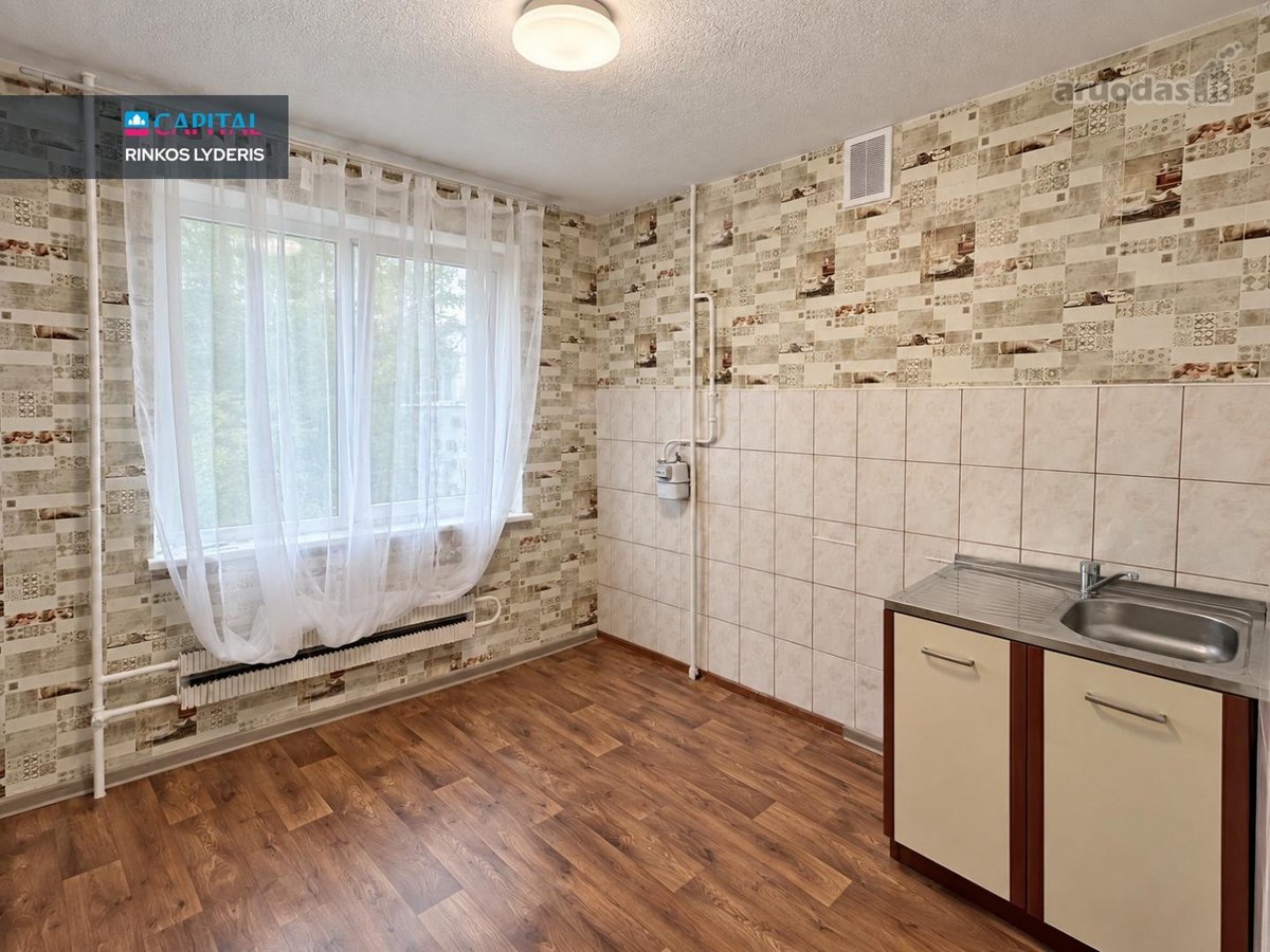 Miesto Centre Parduodamas Erdvus 3 Kambarių - nuotraukos Nr. 8