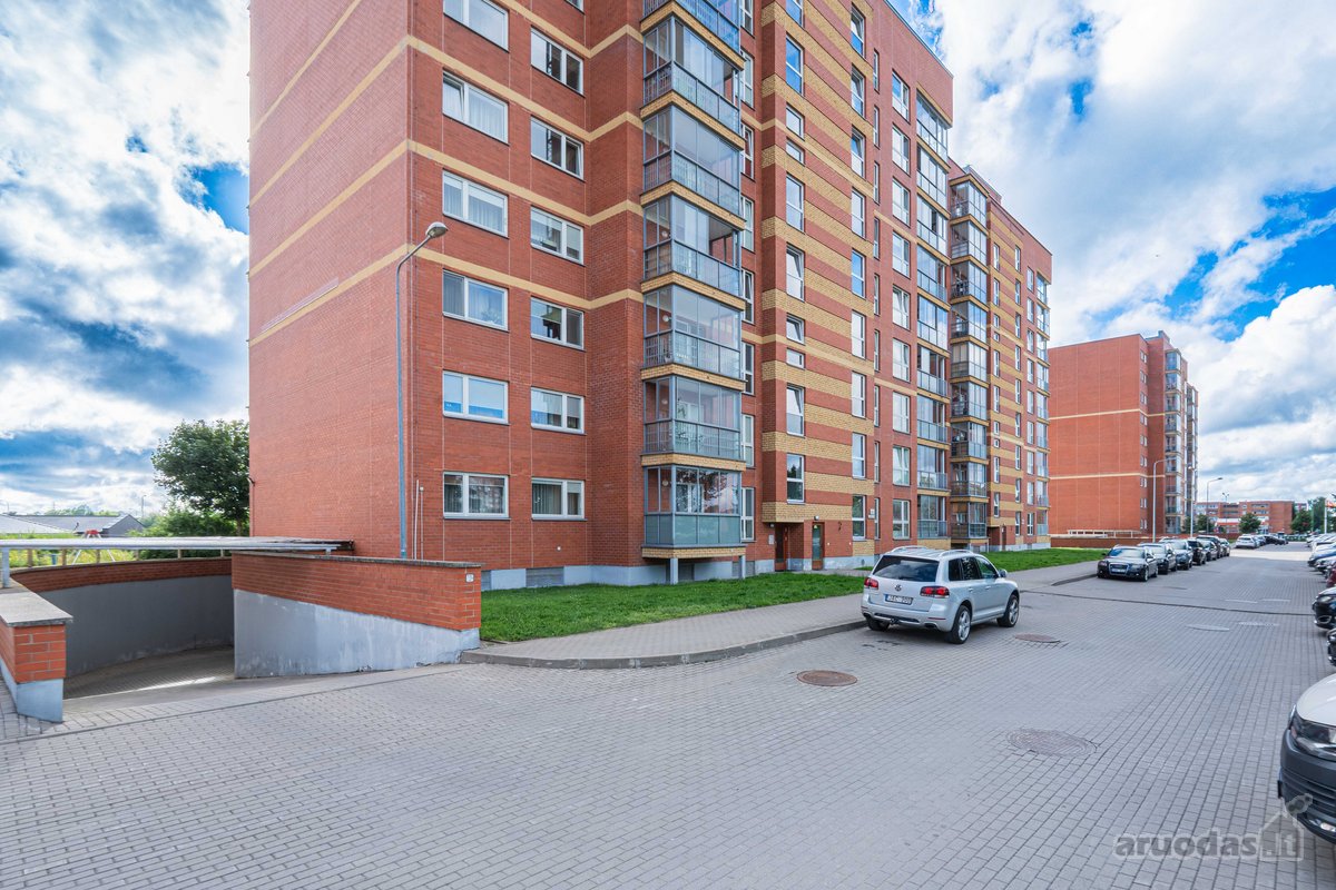 Parduodamas erdvus 3 kambarių butas su - nuotraukos Nr. 18