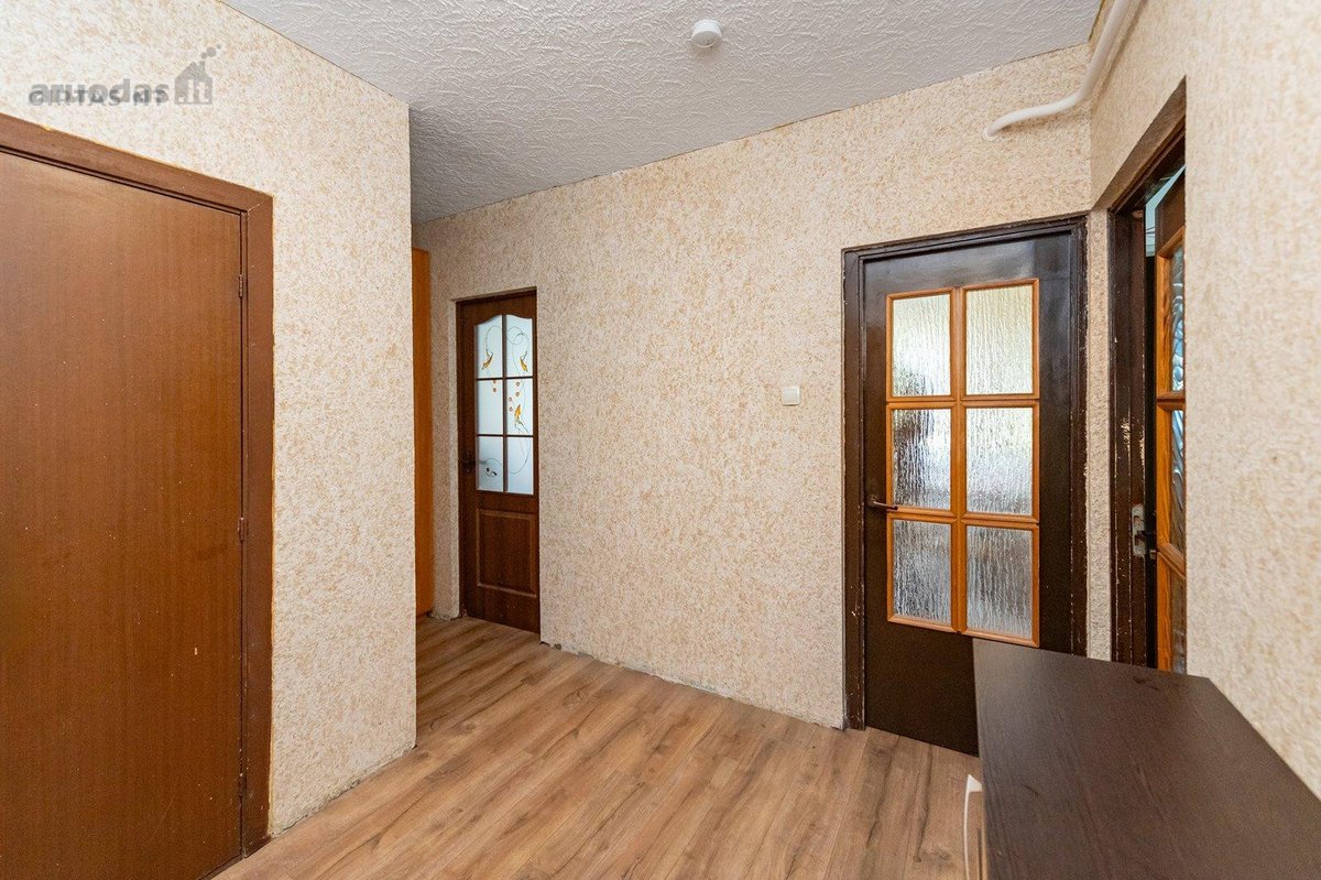 Erdvus trijų kambarių butas Eiguliuose už 135 - nuotraukos Nr. 23