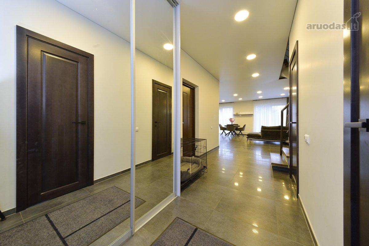 Parduodamas Erdvus 156,59 M² Kotedžas Ramučiuose - nuotraukos Nr. 4