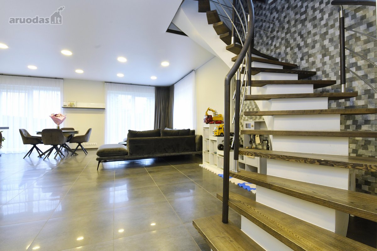 Parduodamas Erdvus 156,59 M² Kotedžas Ramučiuose - nuotraukos Nr. 5