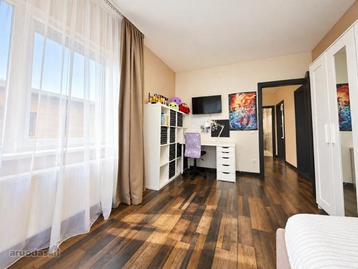 Parduodamas Erdvus 156,59 M² Kotedžas Ramučiuose - nuotraukos Nr. 18