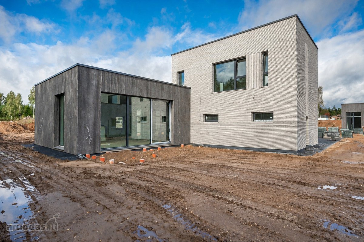 Pilnai Įrengtas 223 M² Namas Gilužiuose, - nuotraukos Nr. 17