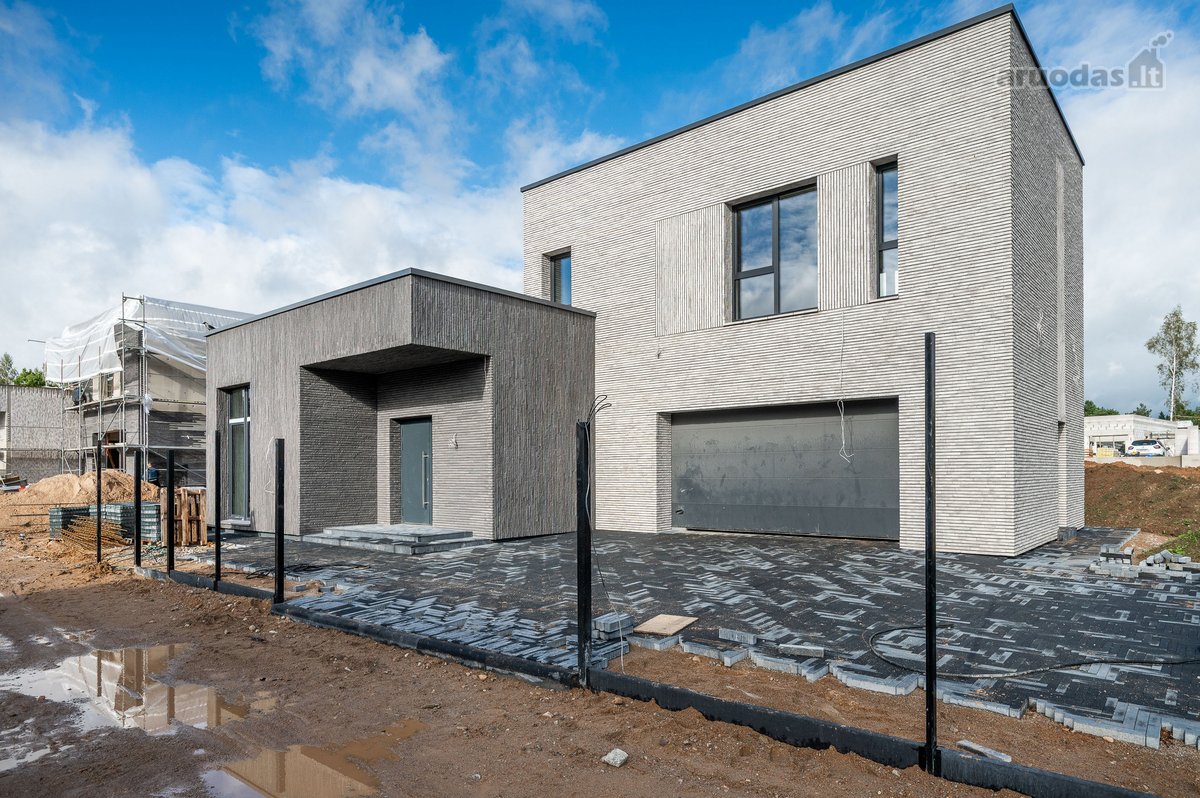 Pilnai Įrengtas 223 M² Namas Gilužiuose, - nuotraukos Nr. 24