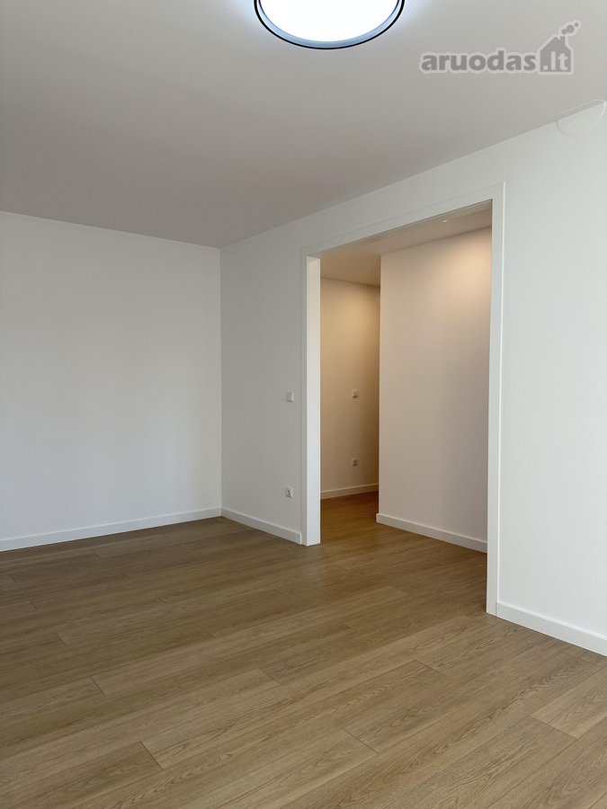 Parduodamas be tarpininkų naujai renovuotas - nuotraukos Nr. 5