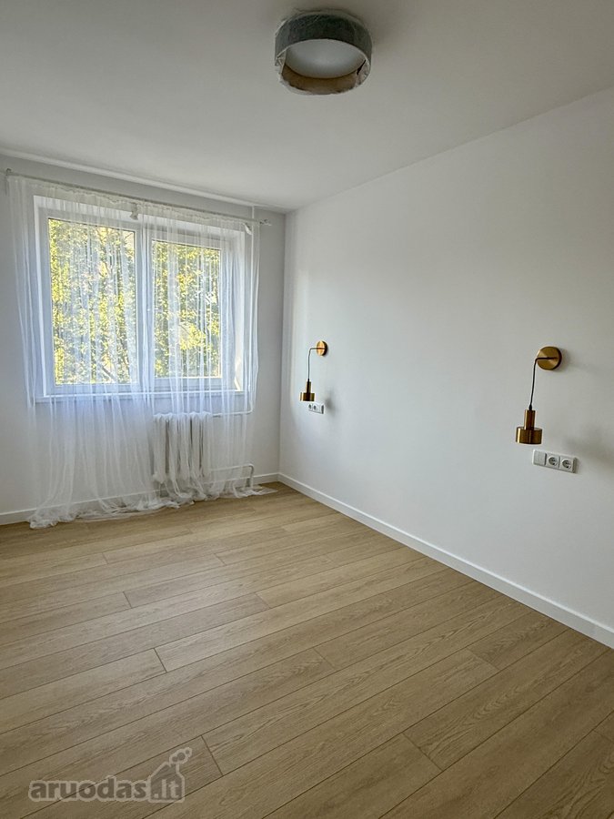 Parduodamas be tarpininkų naujai renovuotas - nuotraukos Nr. 7