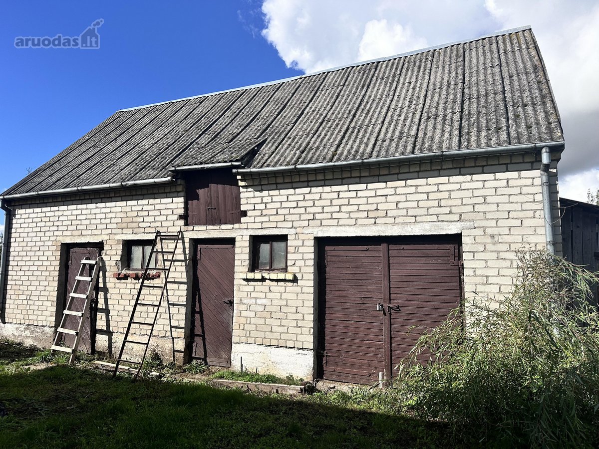 Parduodamas erdvus dviejų aukštų namas - nuotraukos Nr. 21