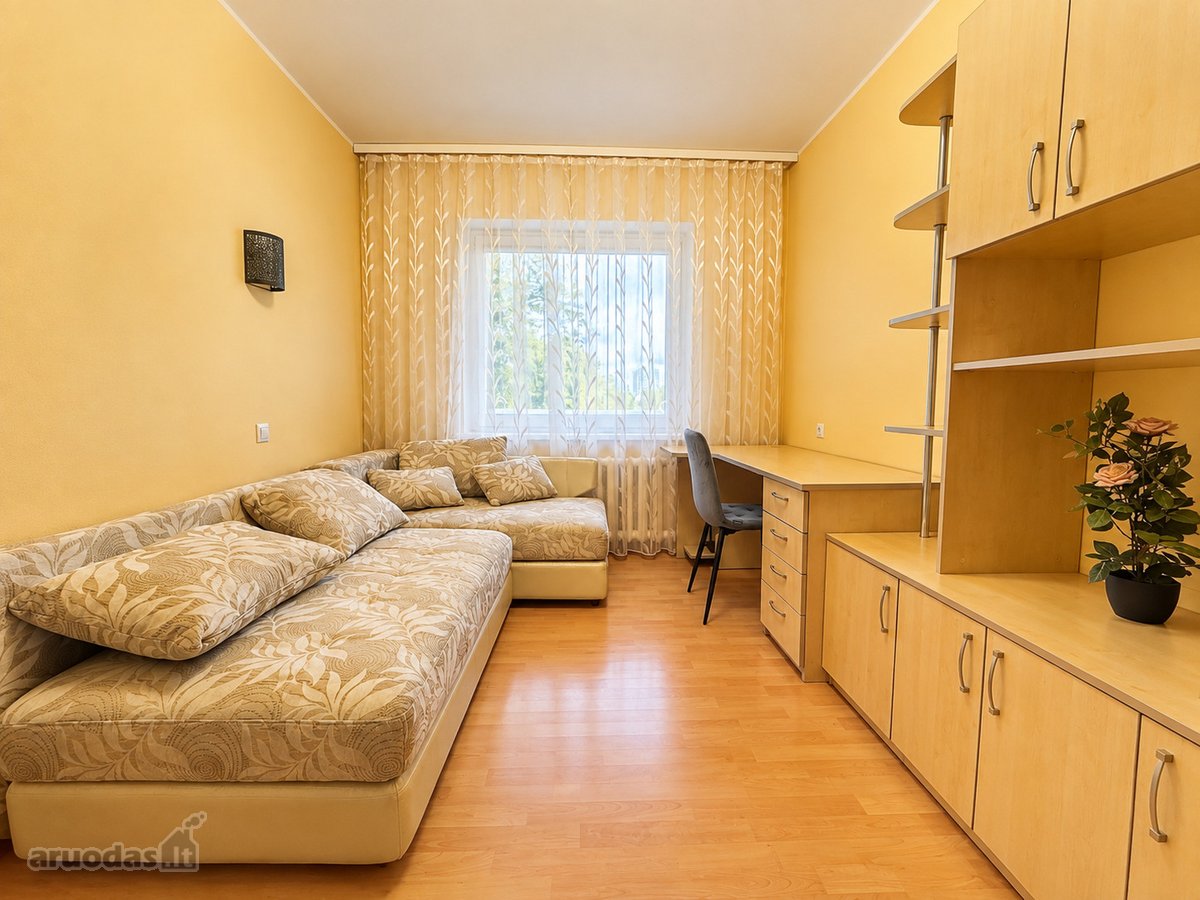 Išnuomojamas Erdvus 3 Kambarių Butas - nuotraukos Nr. 8