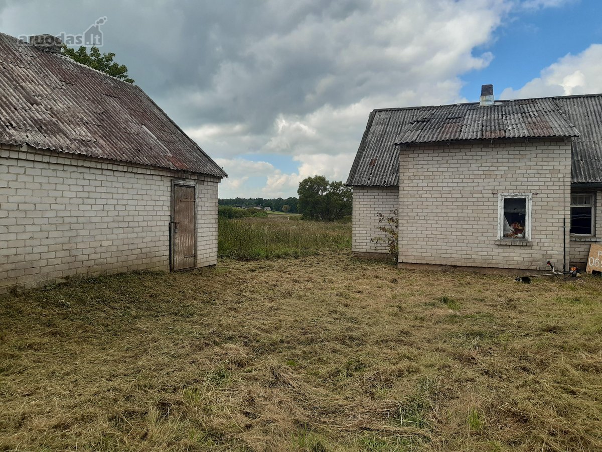 Parduodama sodyba su 60a. namų valdos sklypu. - nuotraukos Nr. 5