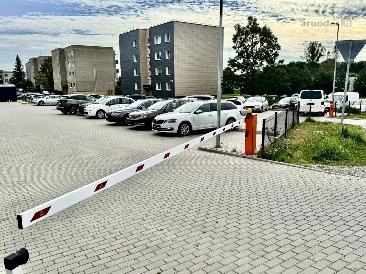 Parduodamas Jaukus, Šiuolaikiškai Įrengtas 3 - nuotraukos Nr. 36